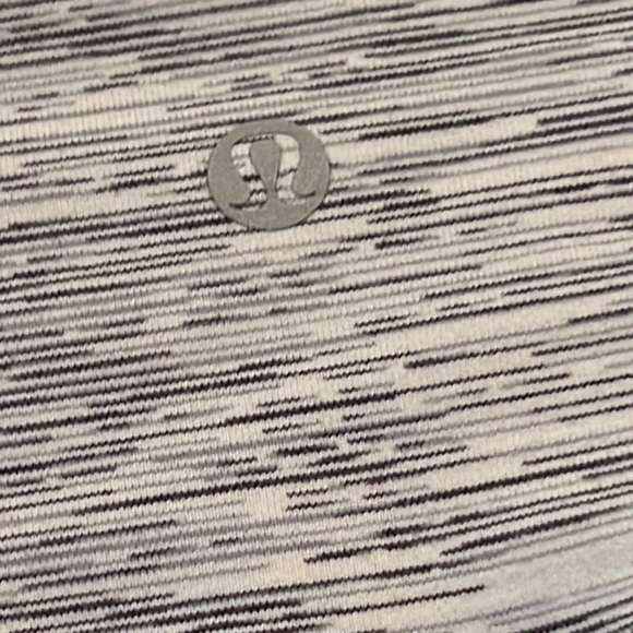 Lululemon Wunder Under Leggings - Picture 7 of 12